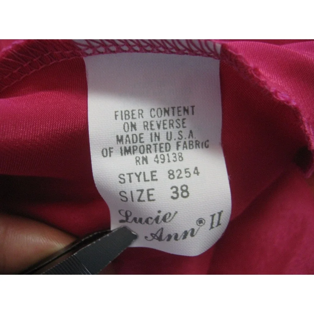 Vintage Lucie Ann II Camisole Top Size 38 Magenta Satin NOS - Picture 3 of 4